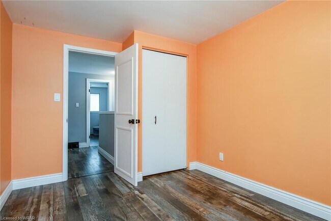 Photo - 77 Dalegrove Dr