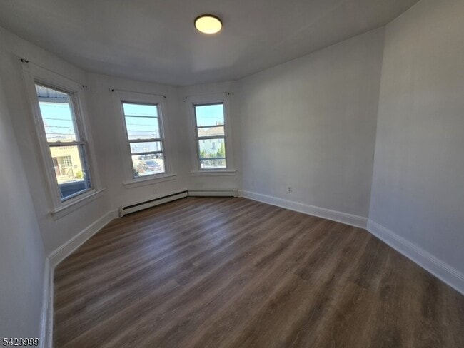 Photo - 18 Michigan Ave