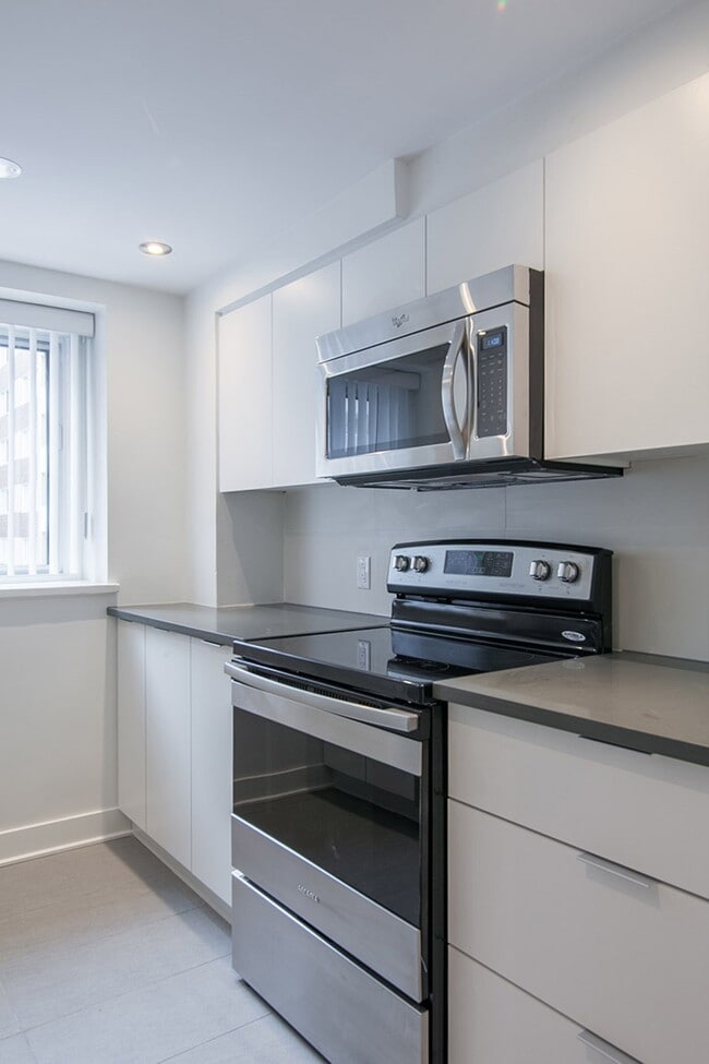 Photo - 3435 Rue Drummond Unité 93