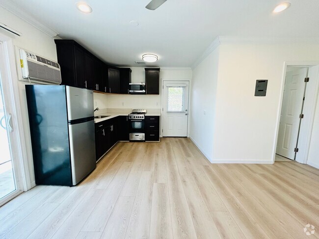 Building Photo - ven108 Unit 01 Rental