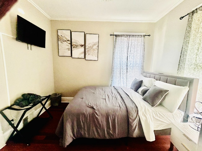 Photo - 7353 S Kenwood Ave Unit 2nd floor