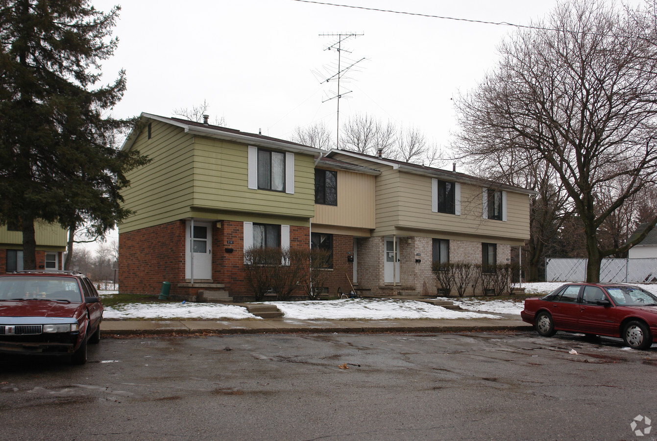 Forest Arbor Apartments - Forest Arbor Apartments