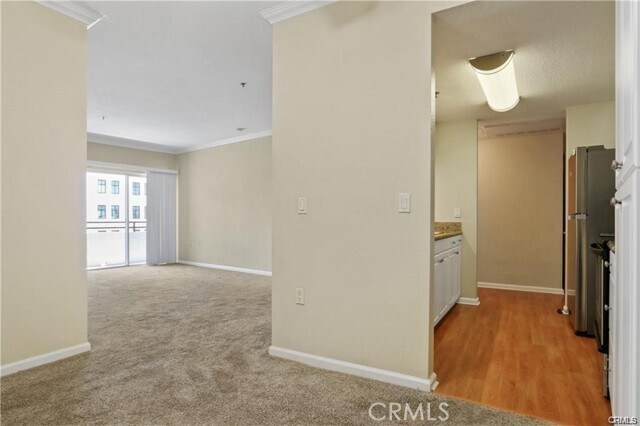 Photo - 838 Pine Ave Unit 402