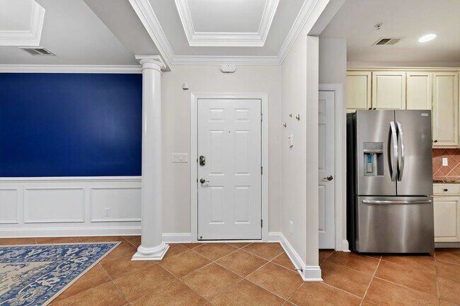 10411 Rosegate Ct