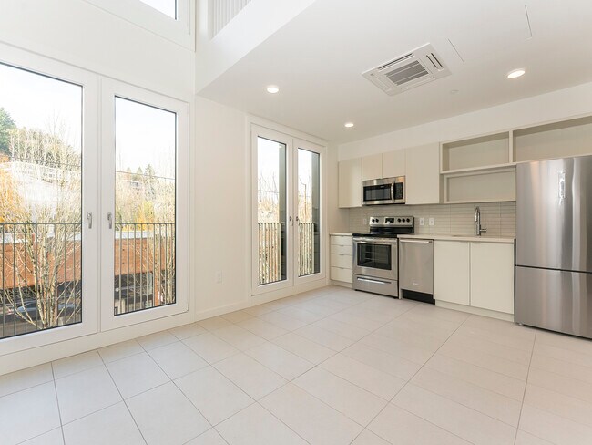 Photo - 2291 NW Glisan St