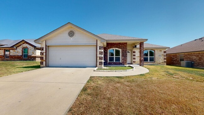 Building Photo - 3407 Sands Ln