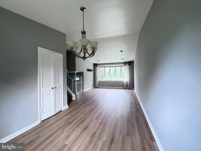 Photo - 8407 Thornton Rd