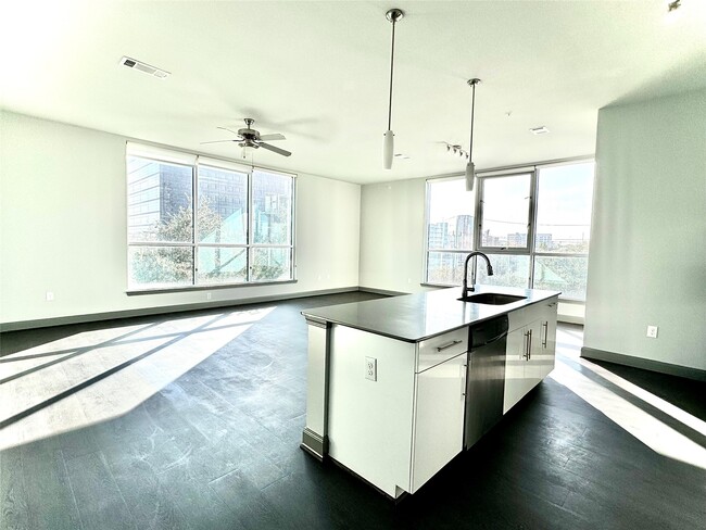 Photo - 3788 Richmond Ave. Unit 1401