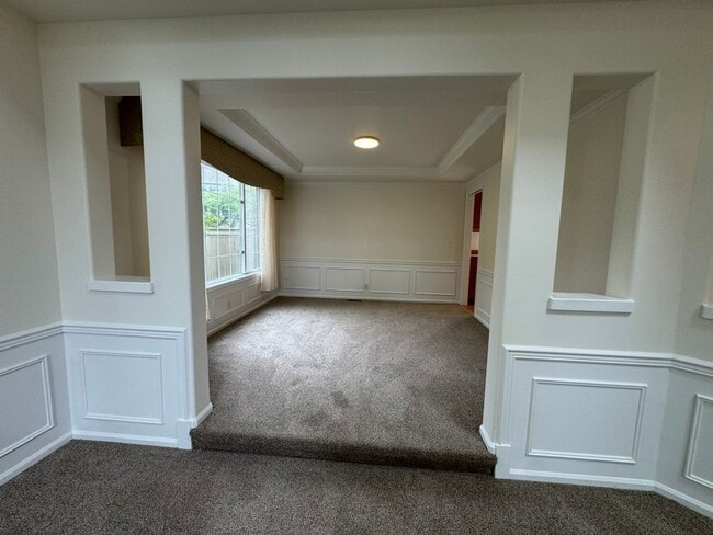 Photo - 4Bd/2.5Ba Bellevue Home