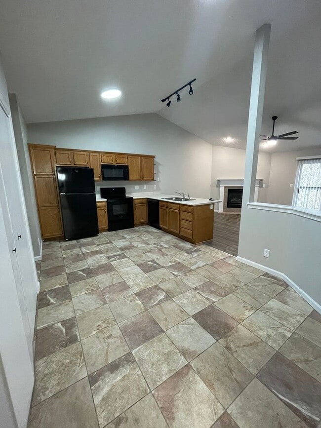 Photo - 3624-3626 Thornhill Circle W-TBROS Unit 3624 Thornhill Circle W