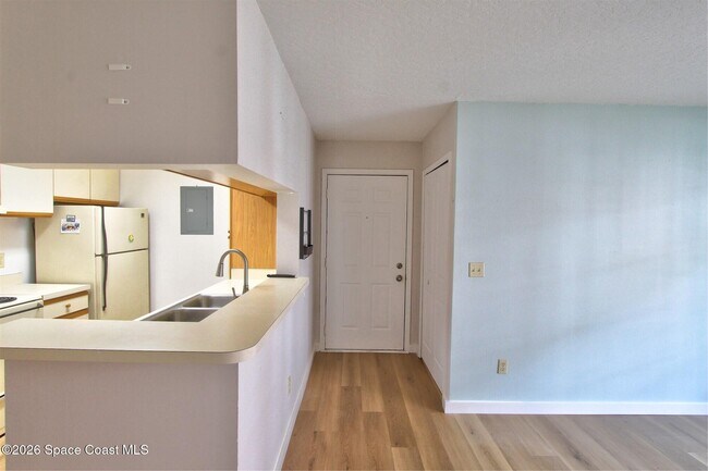 Photo - 7667 N Wickham Rd Unit 808