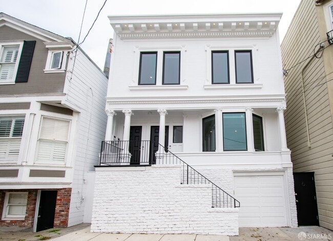 Building Photo - 2825 Golden Gate Ave Rental