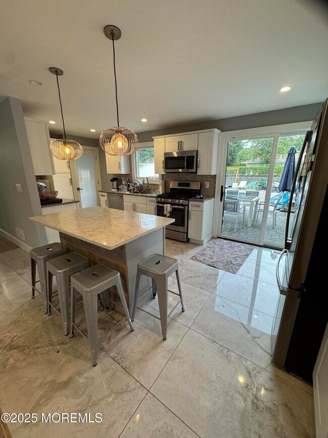 Photo - 259 Roosevelt Ave Casa