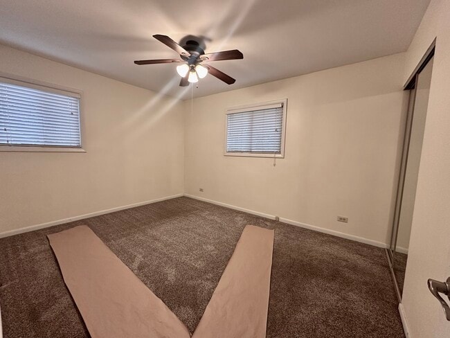 Photo - 1702 W Oakton St