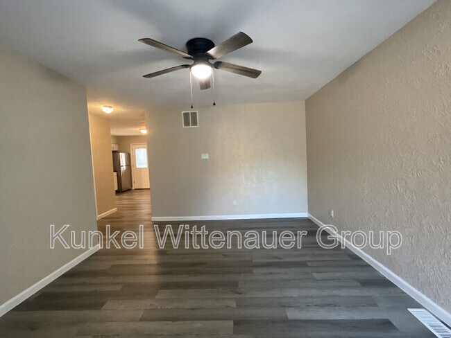 Photo - 10 Blackburn Manor