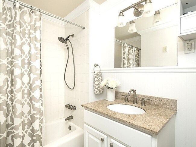 Photo - 7 Primus Ave Unit 7-5