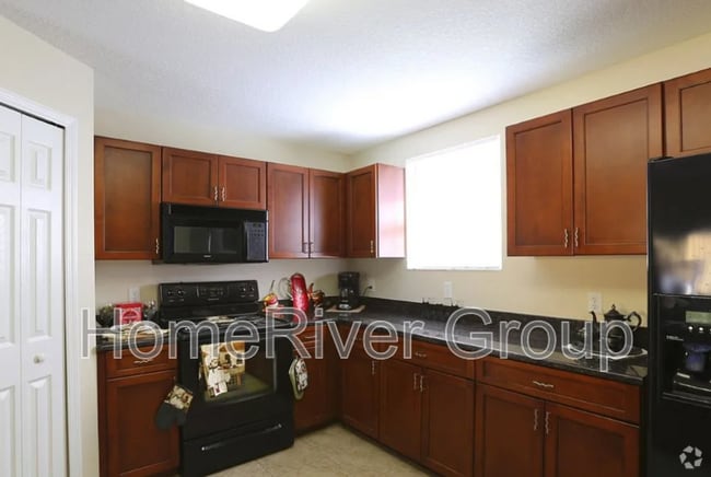 Building Photo - 6047 Gibson Ave Rental
