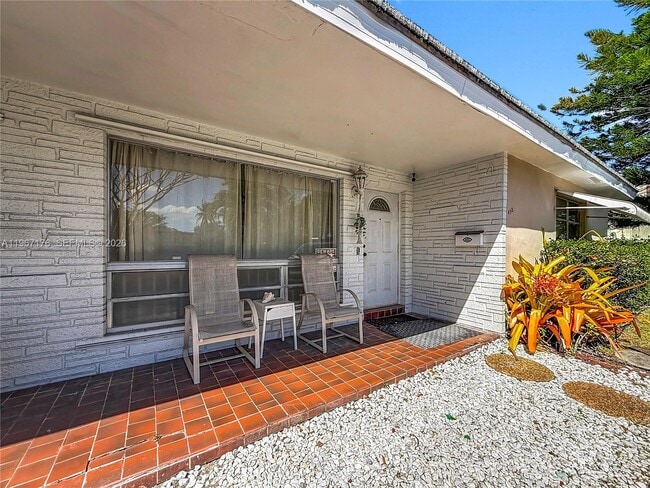 Photo - 450 S Highland Ct Unit 1