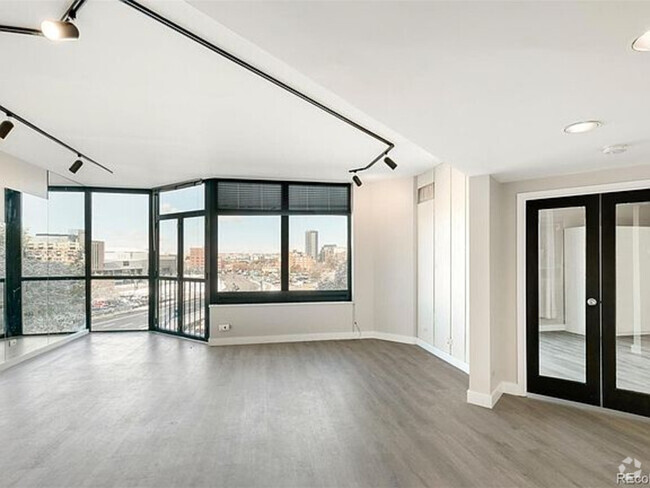 Building Photo - 1350 Lawrence St Unit #apt 7c