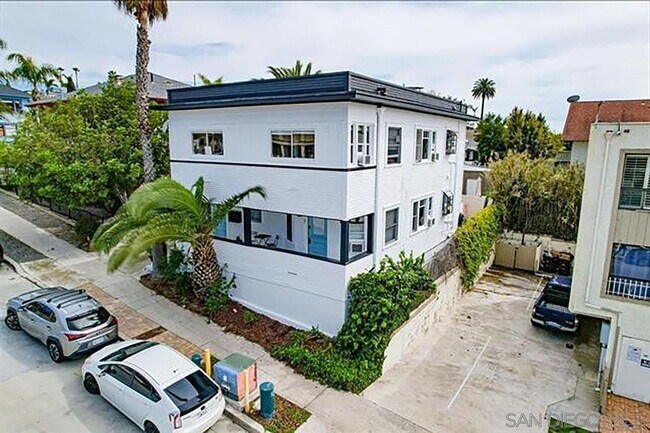2129 B St Unit 2