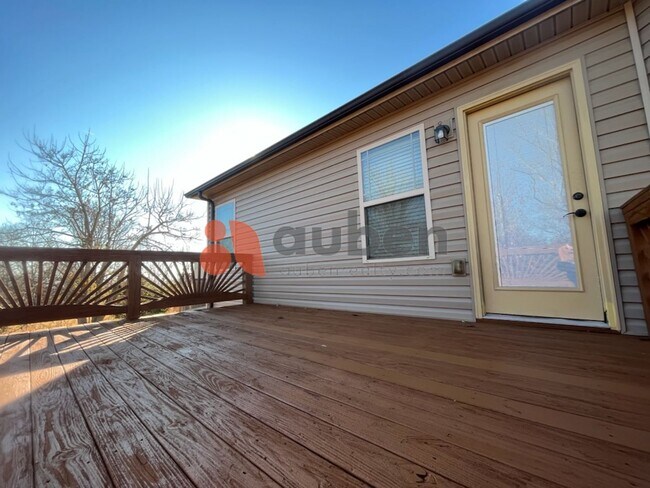 Photo - 7302 Klingler Ln