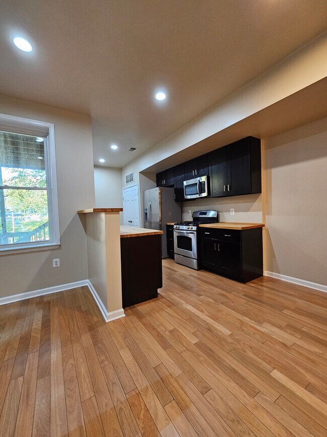 Photo - 6th Street NE Unit Garden - 1A