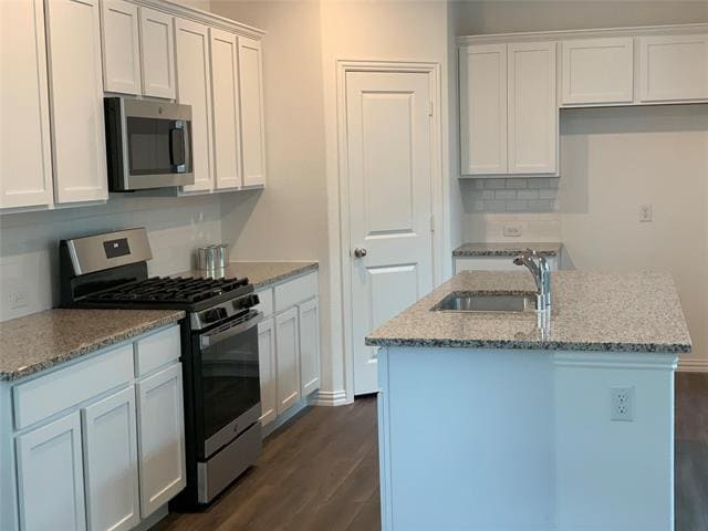 5414 Riverwalk Pkwy