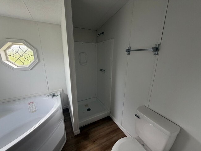 Photo - 3 Bed/2 Bath Mobile Home