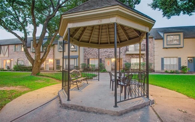 Photo - 14703 Barryknoll Ln Unit 18