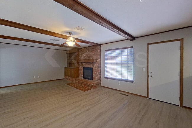 Photo - 1205 Mockingbird Ln