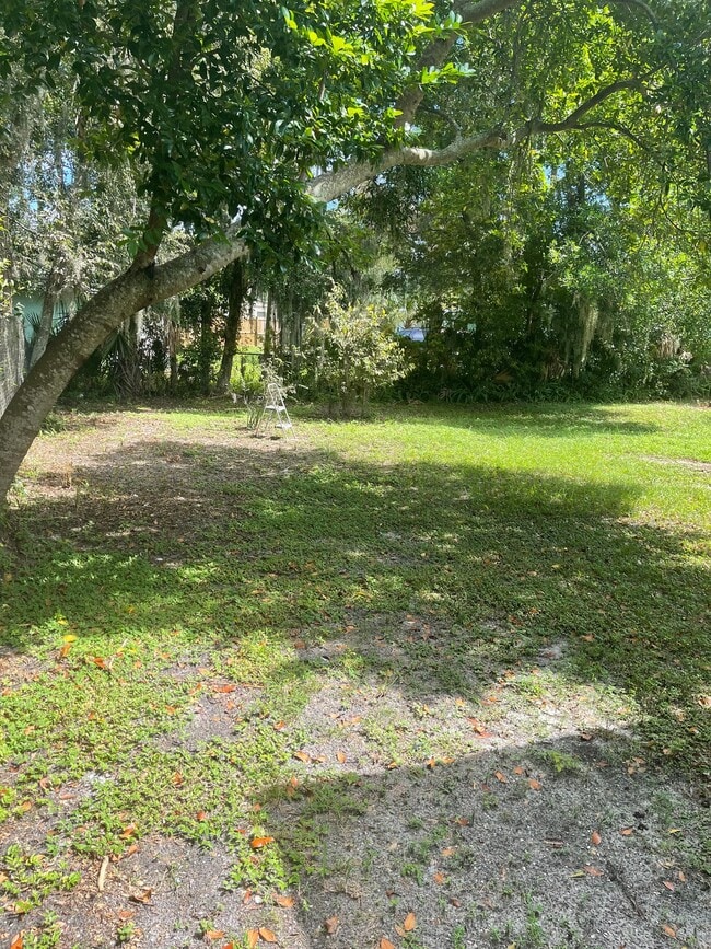 Photo - 535 Colfax Dr