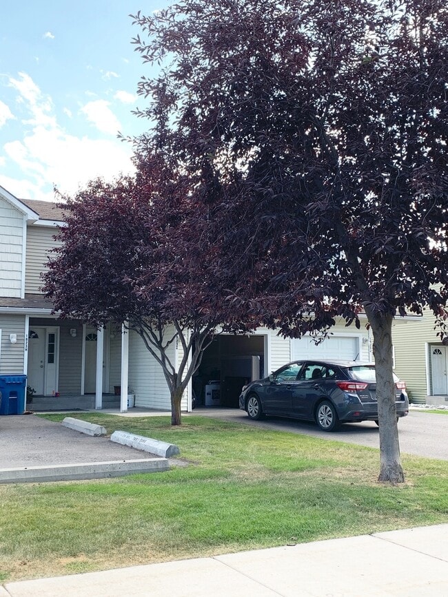 Photo - Townhome near the Good Food Store! Garage!