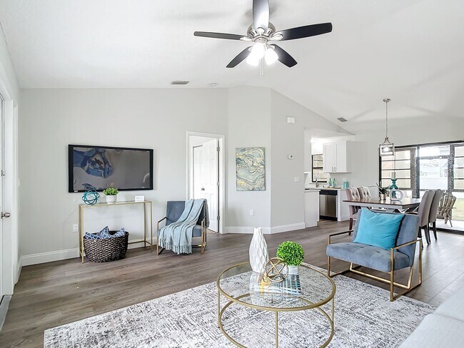 Photo - Gorgeous 3-Bedrorom, 2 Bath, 1165 sq ft home