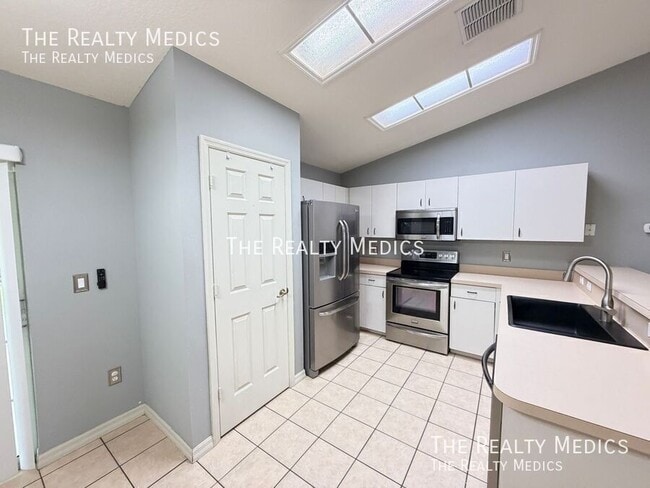 Photo - 16195 SW 50th Terrace Rd