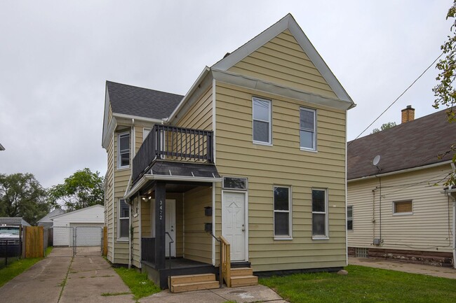 Photo - 3422 W 52nd St