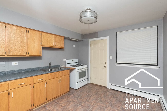 Photo - 1600 W Jarvis Ave Casa