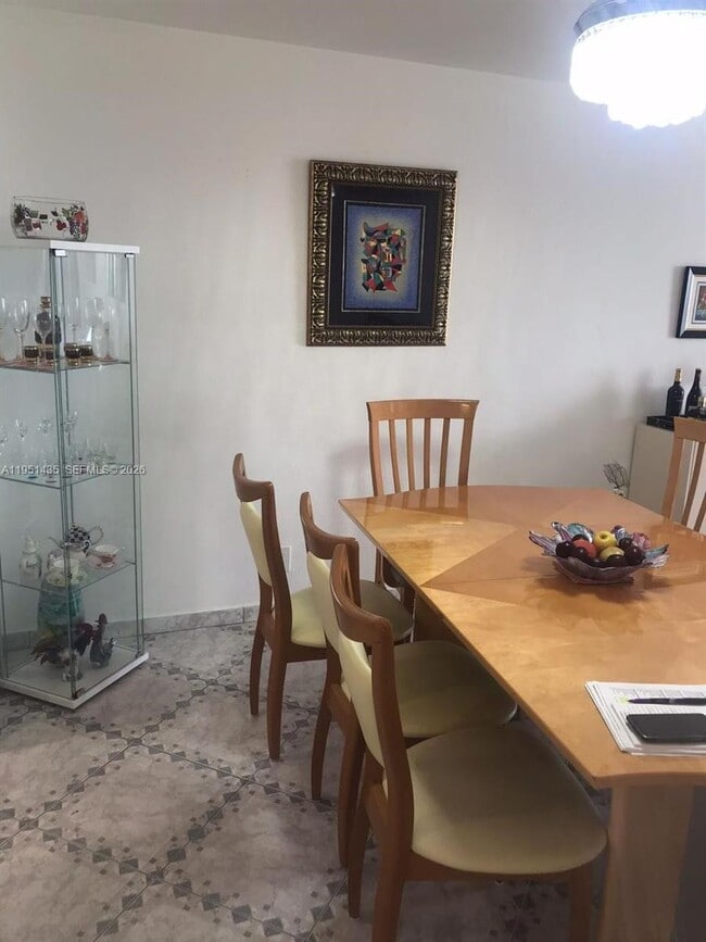 Photo - 2101 S Ocean Dr Unidad 1802