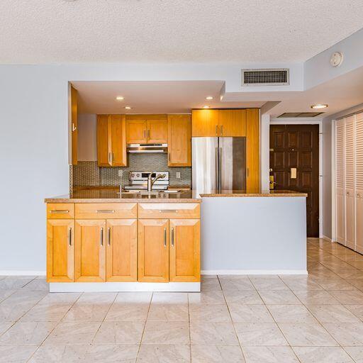 Photo - 3900 N Hills Dr Unit 302