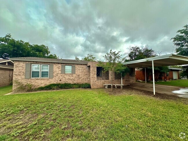 Building Photo - 5307 25th St Rental