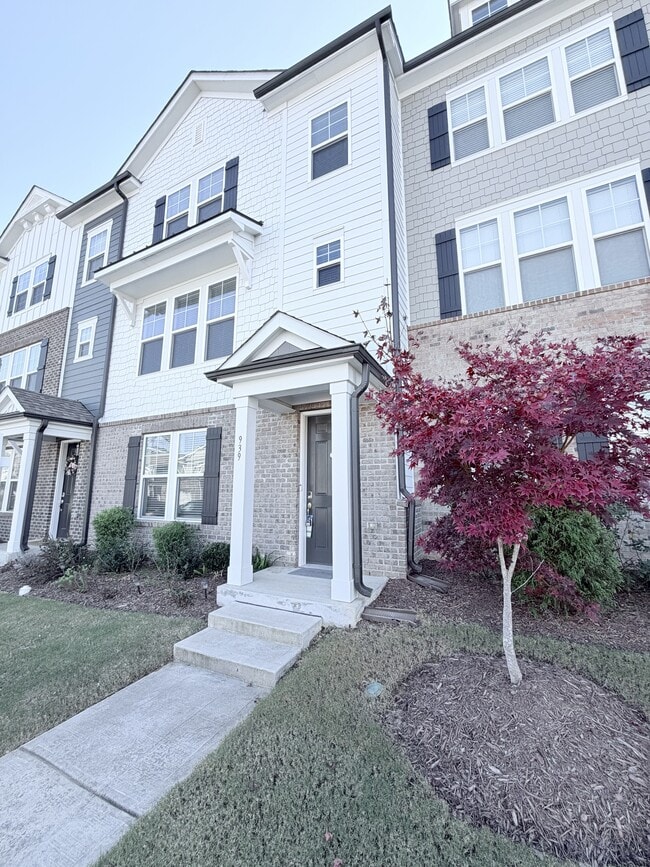 Building Photo - 939 Haybeck Ln