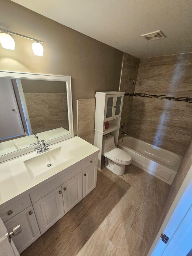 Photo - 3275 NW 44th St