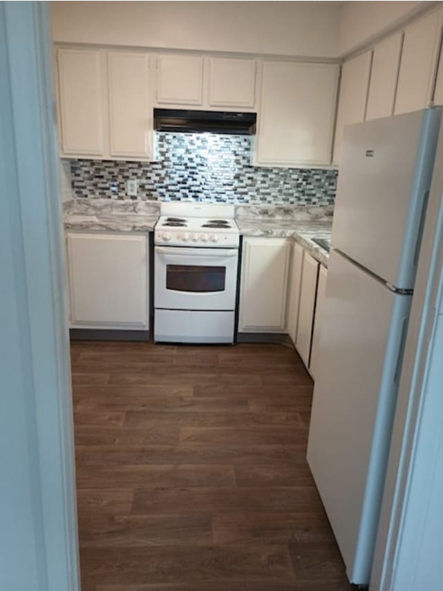 Photo - Western Hills Plaza Apartments