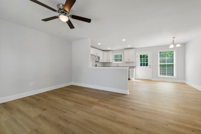 Photo - 718 Park Ave