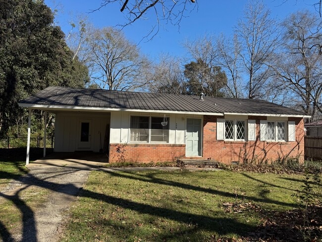 Building Photo - 406 Meadow Ln