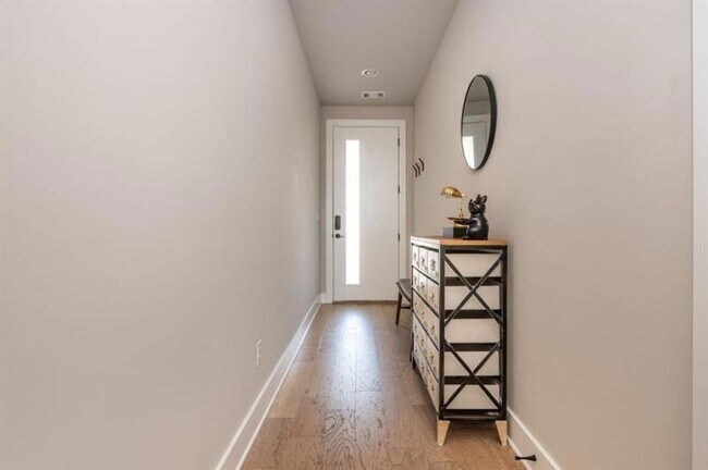 Photo - 699 Vidalia Ln