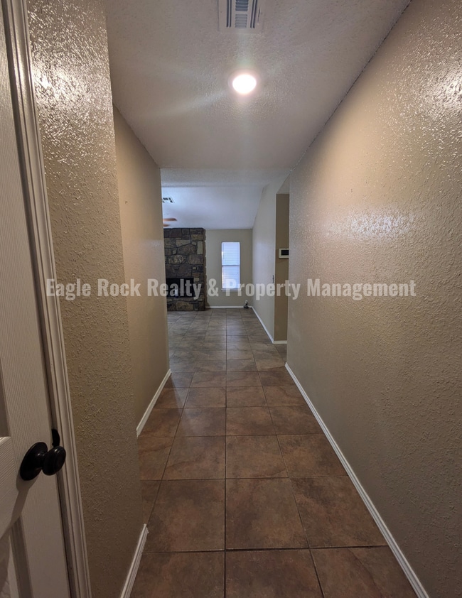 Photo - Tulsa House for Rent (3beds/2baths)