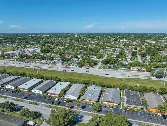 Photo - 581 Kathy Ln Apartment Unit B