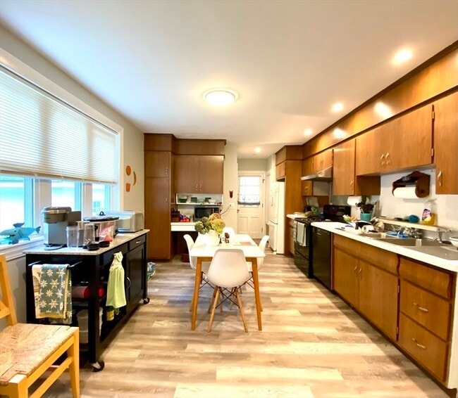 Photo - 144 Ellison Park