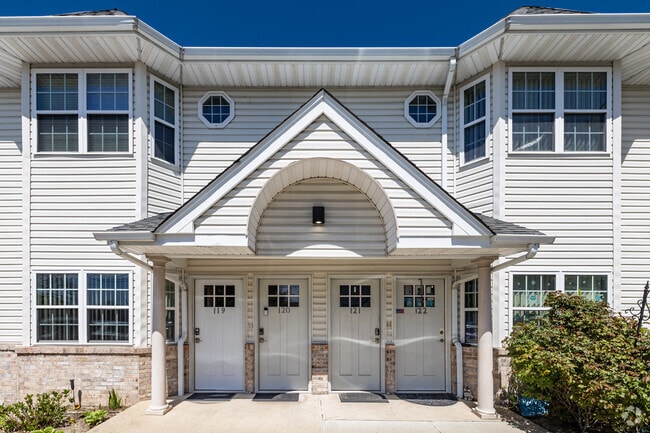 Entrance - Zen Long Island at West Babylon 55+ Community