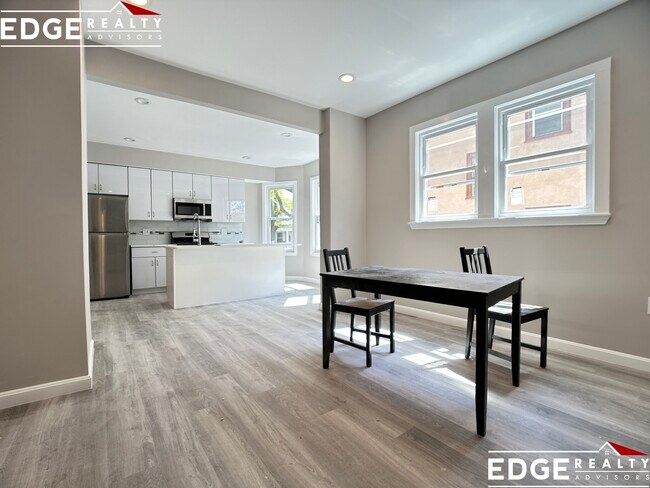 Photo - 28 Long Ave Unit 1